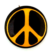 PEACE SIGN BUTTON  - An ORIGINAL 1964 Peace March Pinback Button: LIGHT ORANGE picture