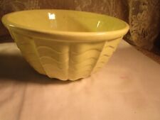 VINTAGE 1930'S CHARTEUSE GREEN MIXING BOWL SCOLLOPS DESIGN picture