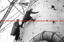 F008259 Damages of HMS Exeter. Plymouth. 1940. WW2 picture