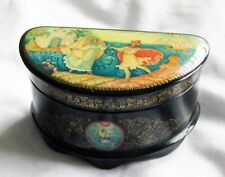 Vintage Russian Signed Hand Painted Lacquer Box - From Ashville VA estate  (A16) picture