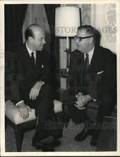 1966 Press Photo Israel's Abba Eban visits Nicanor Costa Mendez in New York picture
