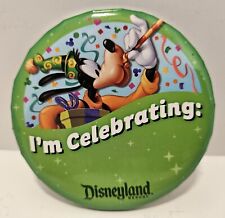 Disneyland I'm Celebrating Pin Button Goofy Pin Button NEW picture