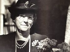 1L Photograph Pretty Hold Woman Hat Pearl Necklace Sunlight Light Shadows 1942 picture