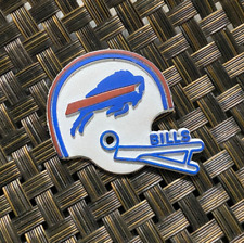 VINTAGE NFL FOOTBALL BUFFALO BILLS TEAM HELMET COLLECTIBLE RUBBER MAGNET RARE * picture