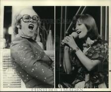 1976 Press Photo Elton John & Kiki Dee perform on 