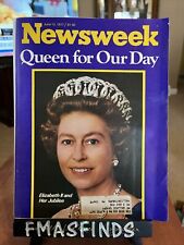 J2 1977 QUEEN ELIZABETH II Her Jubilee NEWSWEEK Magazine  picture
