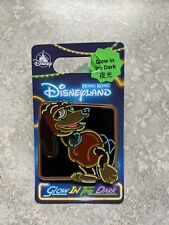 New Disney HKDL Hong Kong Disneyland Toy Story Glow In The Dark Slinky Dog Pin picture