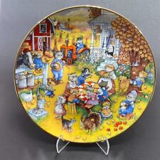Franklin Mint Bill Bell Heirloom Collector's Cat Plate - A Purrfect Feast picture