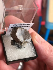 Pyrrhotite xtl crystal cluster on Quartz, Dalnegorsk, Russia, thumbnail picture