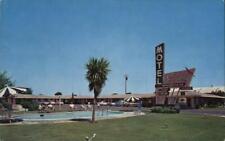Modesto,CA Sahara Motel Stanislaus County California Mike Roberts Postcard picture