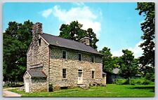 Postcard Shaker Farm Deacon's Shop (1809), Pleasant Hill Kentucky Unposted picture