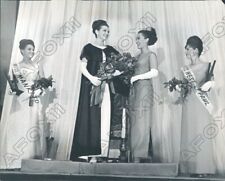 1965 Jeanne Marie Ruth Wins Miss Minnesota 1965 With Runner Ups Press Photo picture