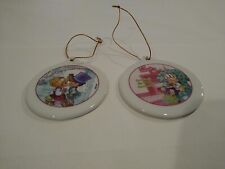 2001 Precious Moments Christmas Remembered Porcelain Disc Ornaments 2 Sided picture