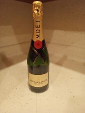 moet chandon champagne picture