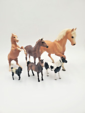 Lot of 4 Breyer Horses and 2 Schleich Horses picture