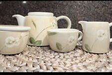 Crate and Barrel Orchid 4 Piece Tea Set - Excellent Condition picture