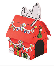 Peanuts Worldwide 3D Snoopy's Christmas Dog House Craft Kit picture
