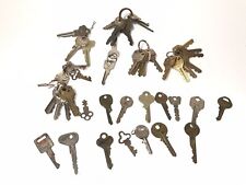 LOT OF 52 Vintage Auto Advertising Keys King Rings Key Chains picture