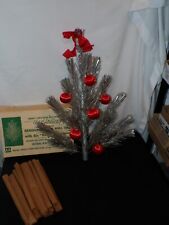 Vintage Aluminum Christmas Tree Wall Sconce K4000 w/ Satin Red Apples RARE (C290 picture