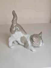 Vintage Lladro Porcelain 5091 Playful Cat Brown White Kitten, Retired 1979 picture