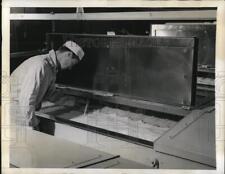 1948 Press Photo Best Food, Inc worker takes making margarine picture