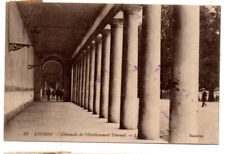 fighting, spa colonnade picture