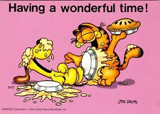 Having a wonderful time Postcard Garfield the Cat Cartoon Comic Odie pie fight picture