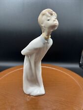 Retired 1977 Lladro Kissing Boy Figurine #4869 Vintage Ceramic Statue Rare picture