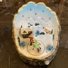 MUSICAL CHRISTMAS CAROLS ANIMATED SKATERS W/LIGHT UP WINTER SCENE RARE picture