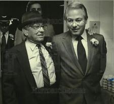 1984 Press Photo Abram Nicholas Pritzker Confers with Governor Edwin Edwards picture