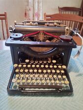 Vintage LC. Smith Corona Typewriter 8   10