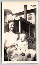 Original House Old Vintage Antique Photo Picture Lady Mother Baby Sun Love B&W picture