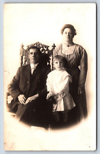 Postcard OH Toledo RPPC WL Millner Co Family Portrait Well Dressed Chair C6 picture