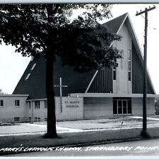 c1950s Strawberry Point, IA RPPC St. Mary's Catholic Church Photo Postcard A105 picture