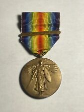 VINTAGE 1920 WW I U.S. Victory Military Medal W/ France Bar picture