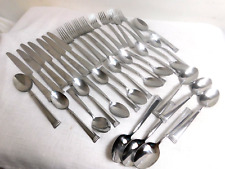 H4 - Towle Living Collection Stainless Flatware Paradise 37pc Lot picture