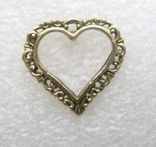 Heart Shape Love Lapel Pin (C459) picture