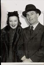 1938 Press Photo Jan Kiepura and wife arrive in New York aboard S.S. Normandie picture