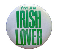 Russ BUTTON PIN St Patrick Vintage 1970s I'm An Irish LOVER Caption  picture