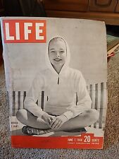 1948  LIFE MAGAZINE  JUNE 7  FASHION  HOODED T SHIRT picture