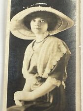 MB Photograph 1920-30's Beautiful Woman Pretty Big Hat Wealthy Lady Lovely  picture