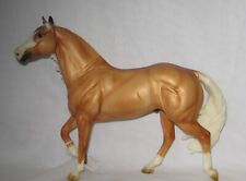 Breyer horse Breyerfest Smart Shiny palomino stock QH EXCELLENT condition 2013 picture