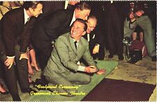 Hollywood California Footprint Ceremony Grauman's Chinese Theatre Postcard picture