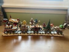 M & M Danbury Mint Christmas HOLIDAY EXPRESS Train 5 Piece Figurine Set picture