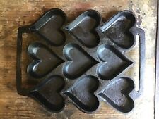 Vintage Cast Iron Heart-shaped Molds Muffin Baking Pan Kitchen Farmhouse Rustic picture