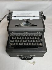 Vintage 1948 Royal Quiet Deluxe Portable Typewriter A1623884 V/Nice With Case picture