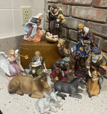 VTG Kirkland 12 piece porcelain nativity set  in original box 75177 Euc picture