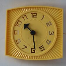 Vintage 1960's Kitchen Spartus Electric Plastic Wall Clock Works 8 x 8