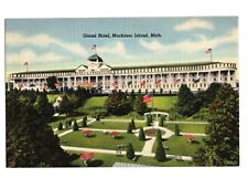 Linen postcard - Grand Hotel, Mackinac Island, Michigan, flags picture