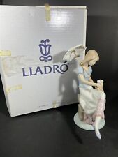 Retired Lladro Porcelain Figurine #7612 